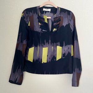 Pringle Of Scotland Women's V Neck Silk Pleated Blouse size 8